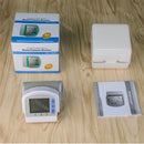 Monitor de Pressão Arterial Digital de Pulso Médico Medidor de Pulso e Frequência Cardíaca Esfigmomanômetro LCD Portátil para Cuidados com a Saúde